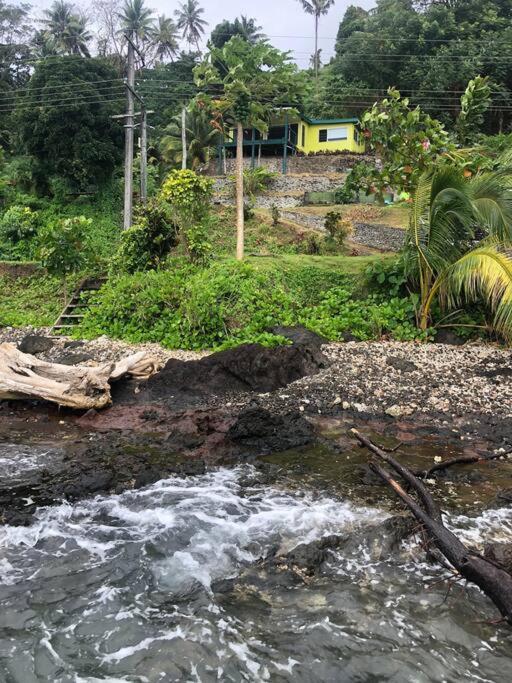 Limericks By The Sea Savusavu Bagian luar foto